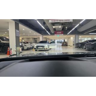 464605