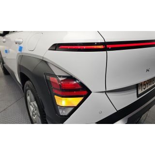 923526