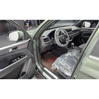860099