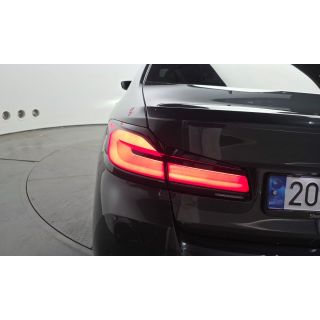 319251