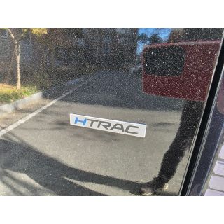 438235