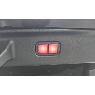 652932