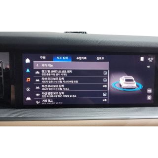 884861