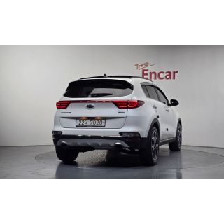 976050