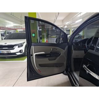 992047