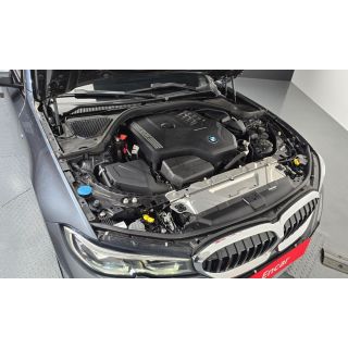 613738