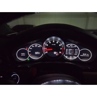 681137
