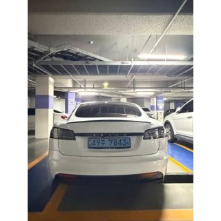 328163