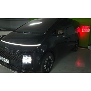 562313