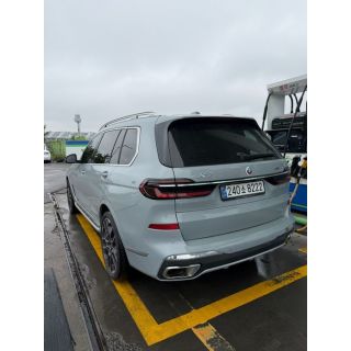 371553