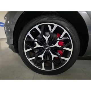 183702