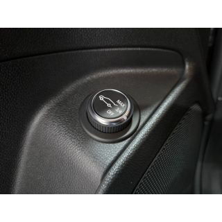 649787