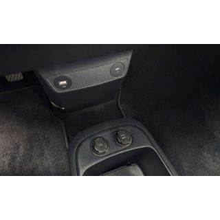 913527