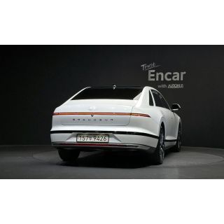 896595
