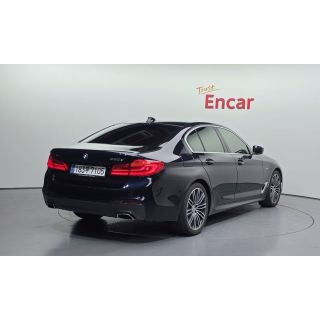 312561