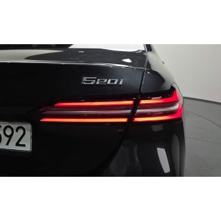 756880