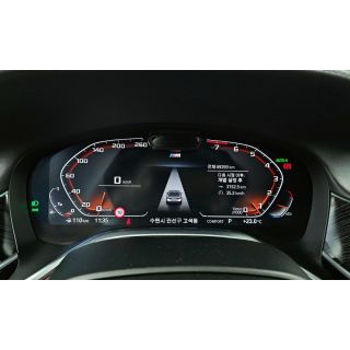 72800