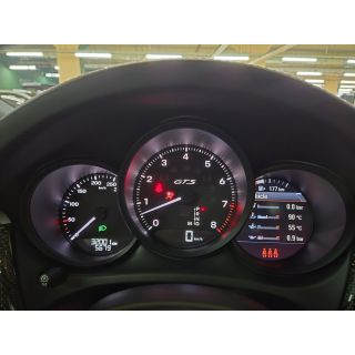 532002