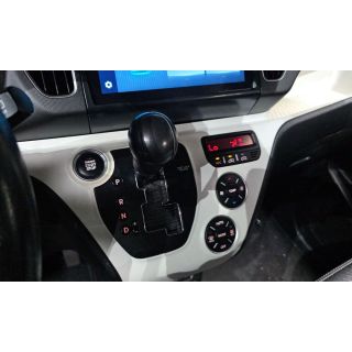 892676