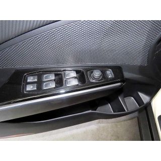 22853