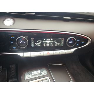 303529