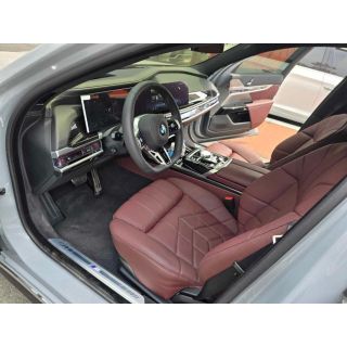 935841