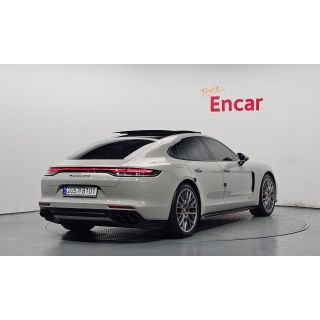 478751