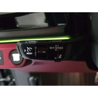593152