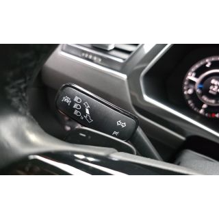 887634