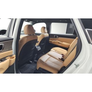 891556