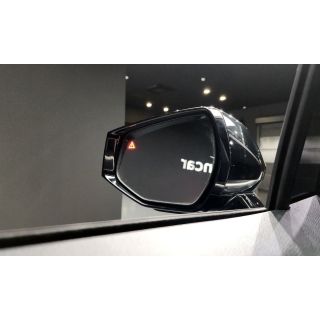 956381