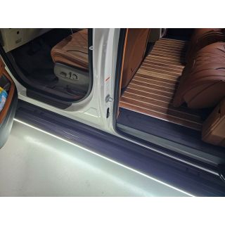 921058