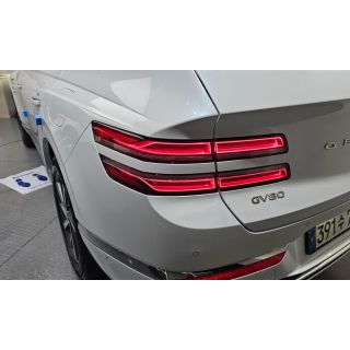 443324