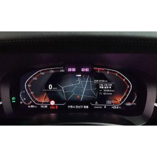 569628