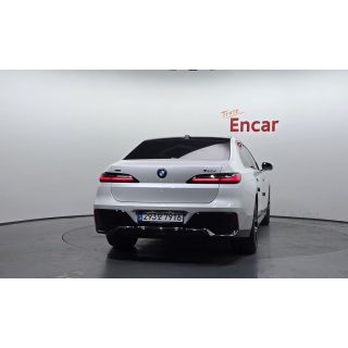 558413