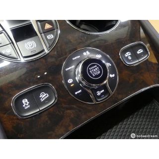 887184