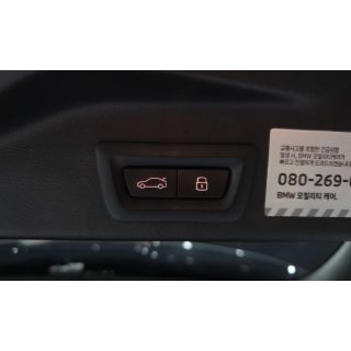 506527
