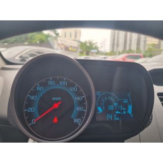 873936