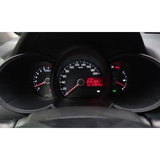 872800