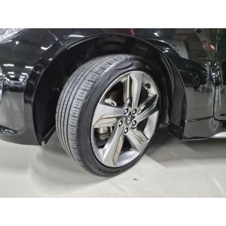 925979