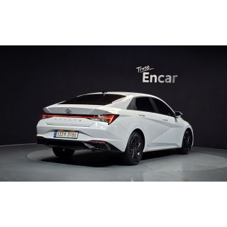 991892