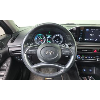 779817
