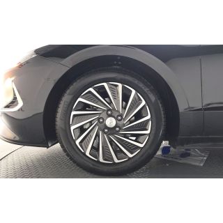 605790