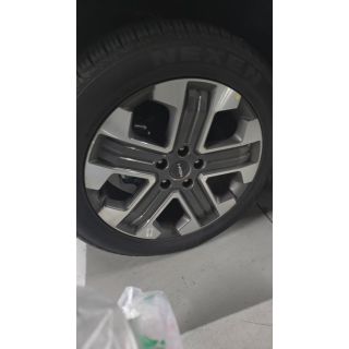 122761