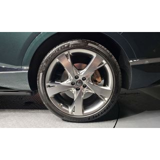 925429
