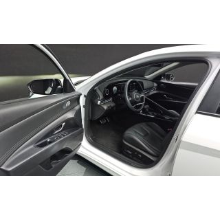 899810