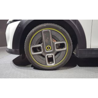 615561