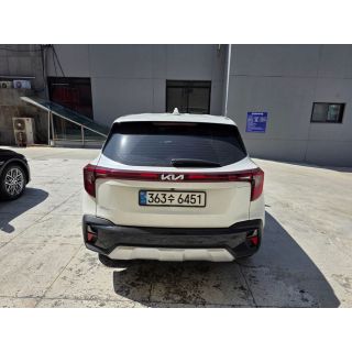 916709