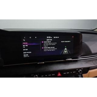 943367