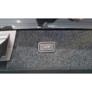 981628
